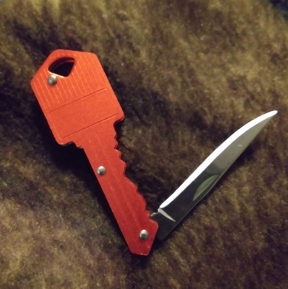 1pc Key knife new in pk